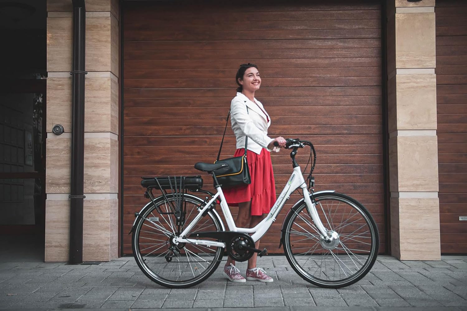 F.LLI Schiano E-Moon, E Bike für die Stadt, 36V 14.5Ah Abnehmbarer Akku, Motor 250W 40Nm, City Ebike für Herren und Damen – Bild 6