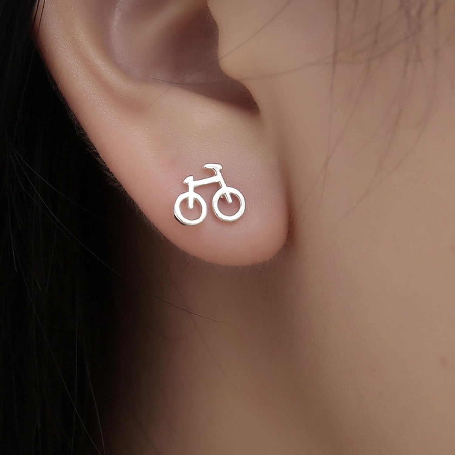 Boho Mini Bicycle Stud Earrings Silver Cartilage Tragus Cute Bicycle Tiny Unique Pin Wedding Earrings Bridal Jewellery Gifts for Women and Girls, Alloy Steel – Bild 2