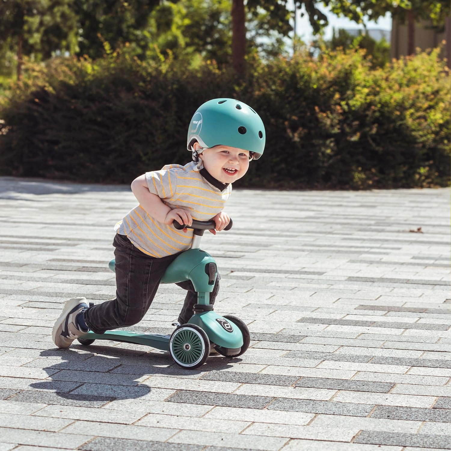 Scoot & Ride - Highwaykick 1 Children Adjustable Seated or Standing 2-in-1 Scooter Including Safety Pad for Tip Prevention - for Ages 1-5 – Bild 4