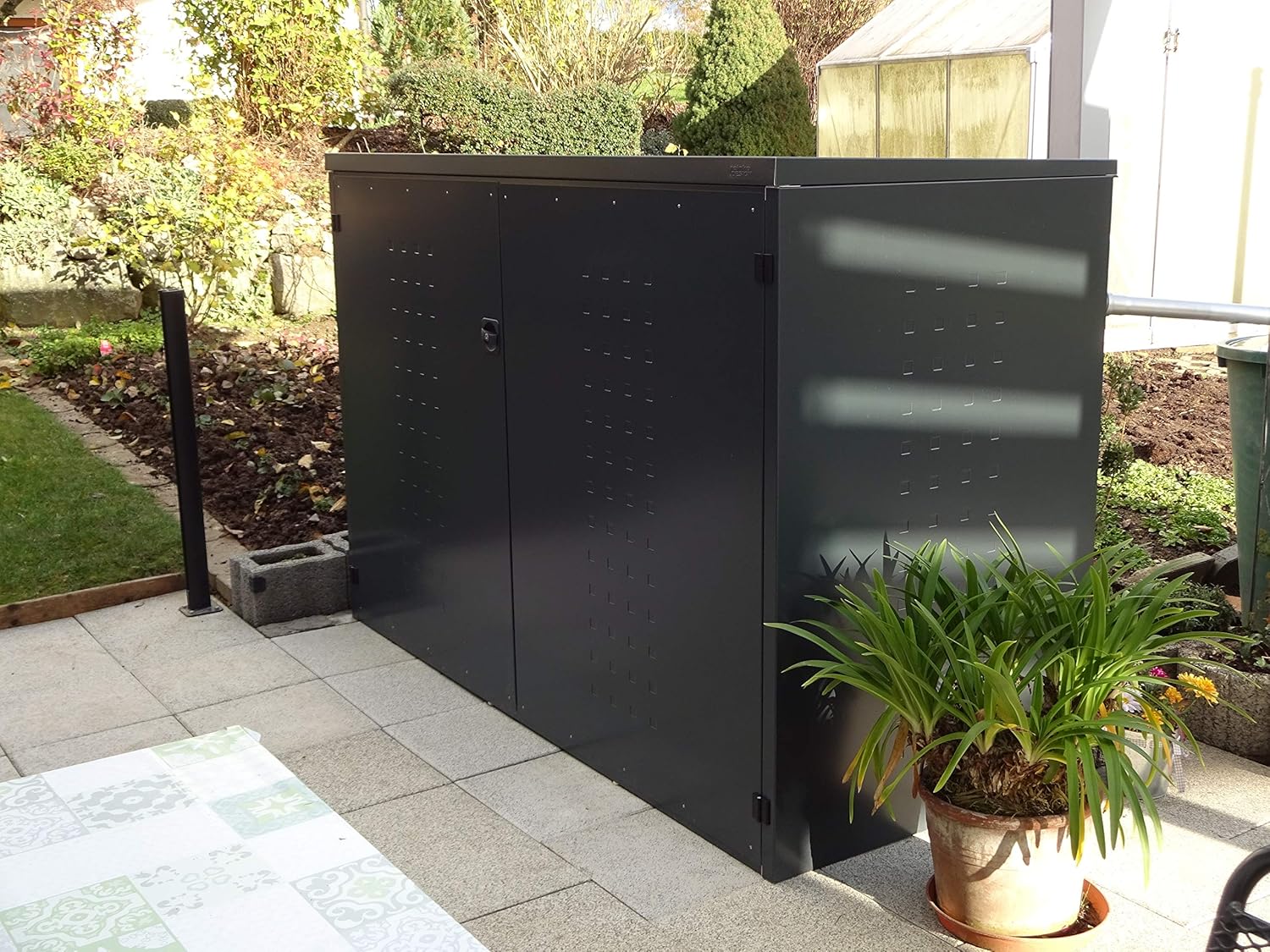 Bicycle Garage/Multifunctional Box